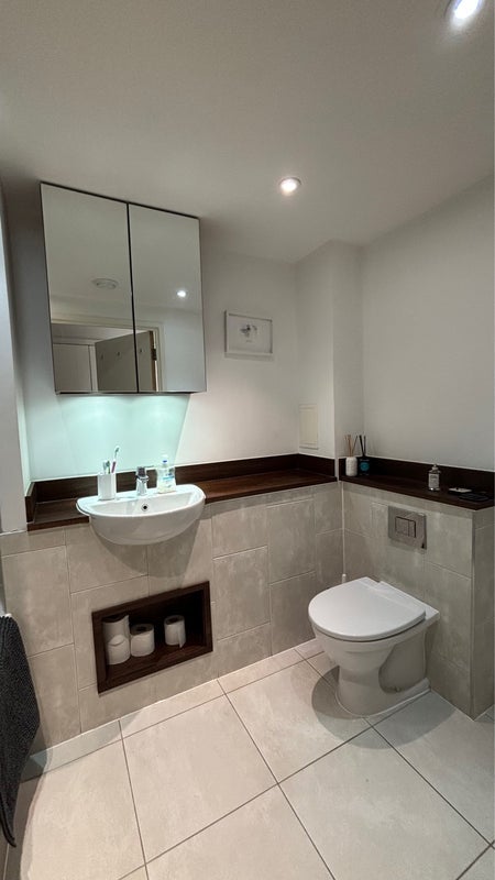Room Brixton Station Road in Greater London