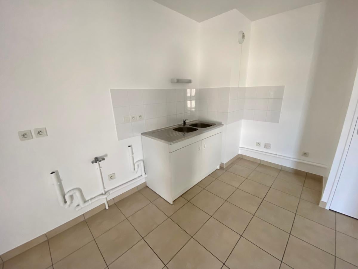 Flat Rue Théophile Briant in Orgères