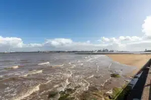 Flat Blenheim Road in Wallasey