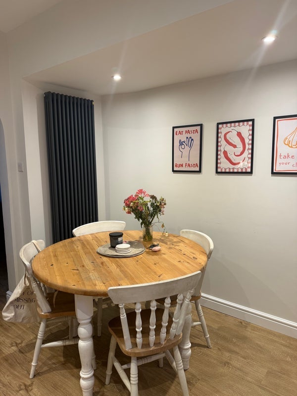Room Worrall Road in Bristol