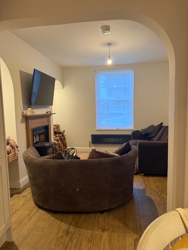 Room Worrall Road in Bristol