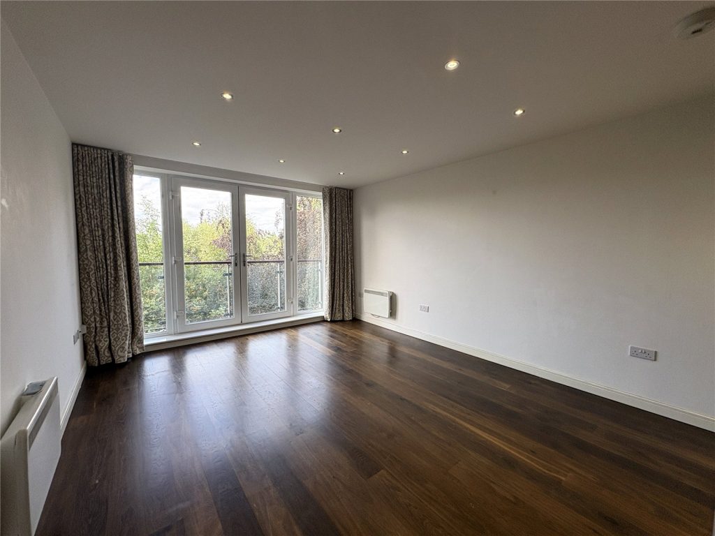 Flat Worsdell Drive in Gateshead