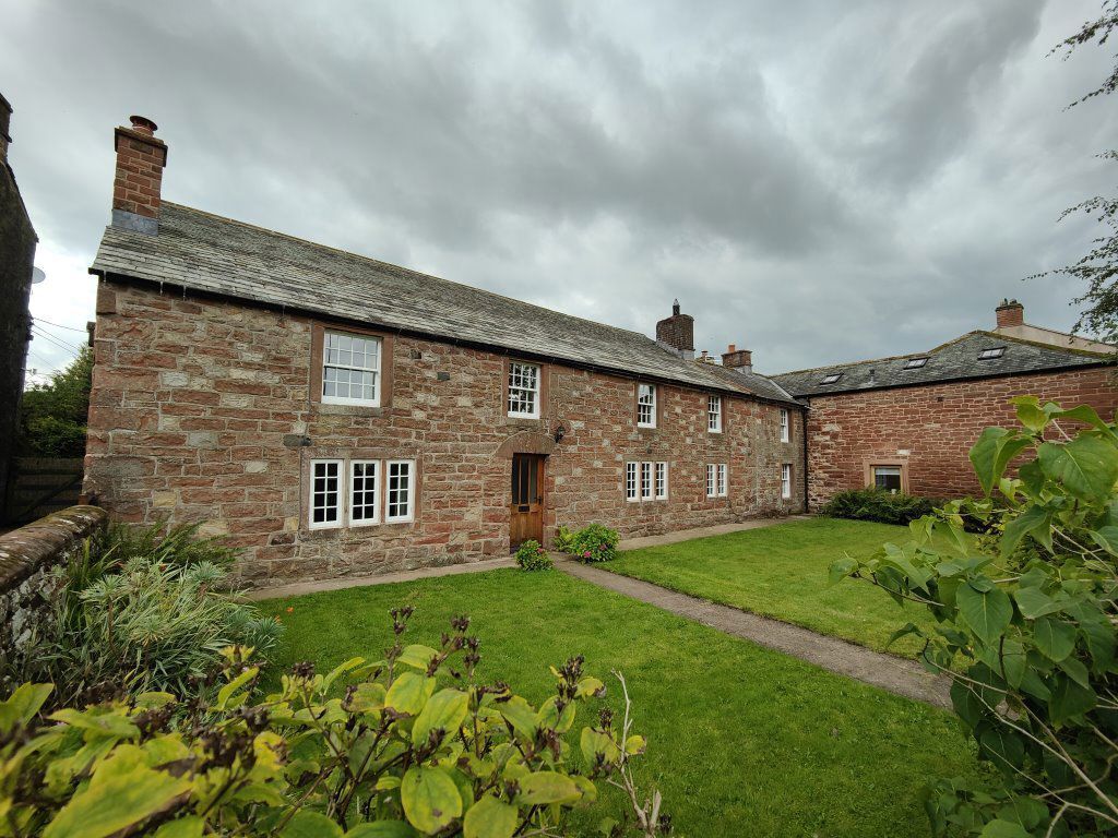 House Low Street in Milburn