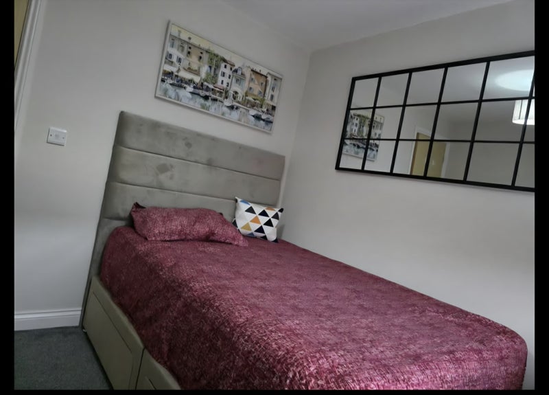 Room Oak Grove in Halewood
