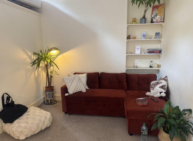 Room Greencroft Gardens in Greater London