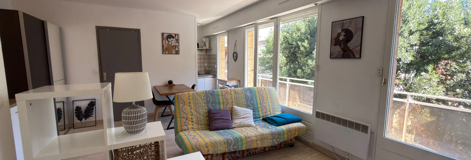Flat Avenue Carnot in Nîmes