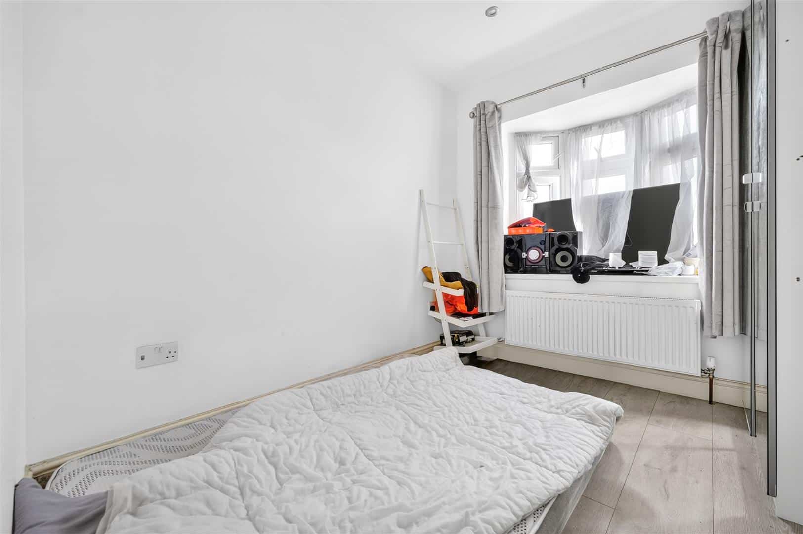 House Fernhall Drive in Greater London