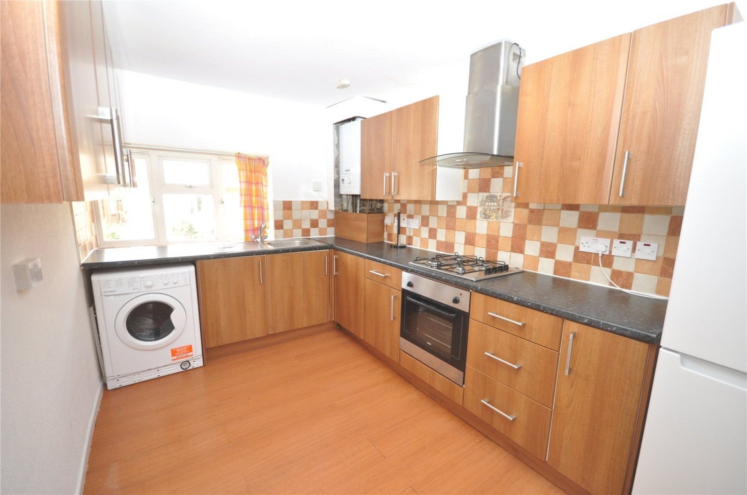 Flat Basing Way in Greater London