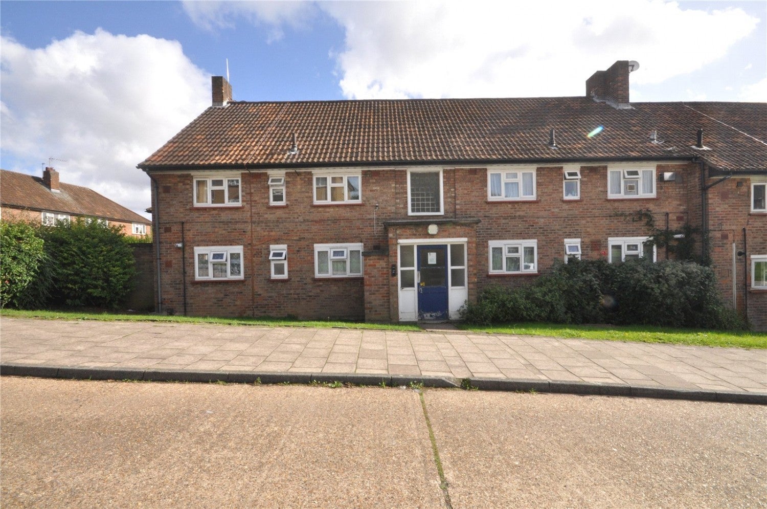 Flat Basing Way in Greater London