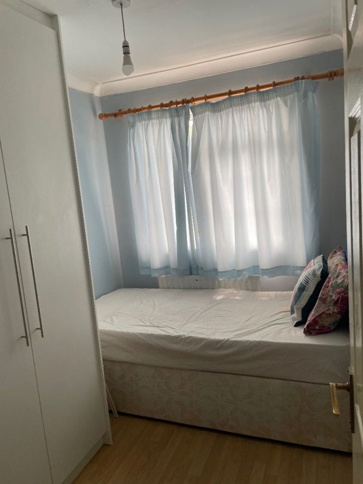Room West End Lane in Greater London