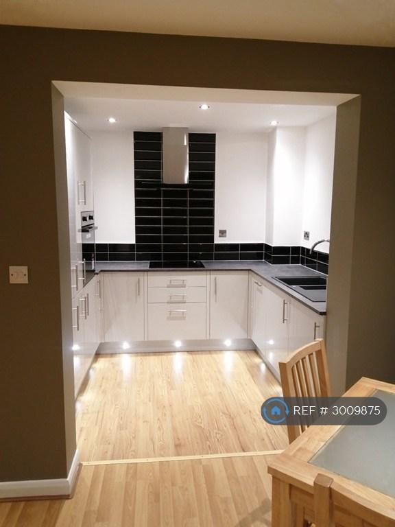 Flat Palatine Road in Manchester