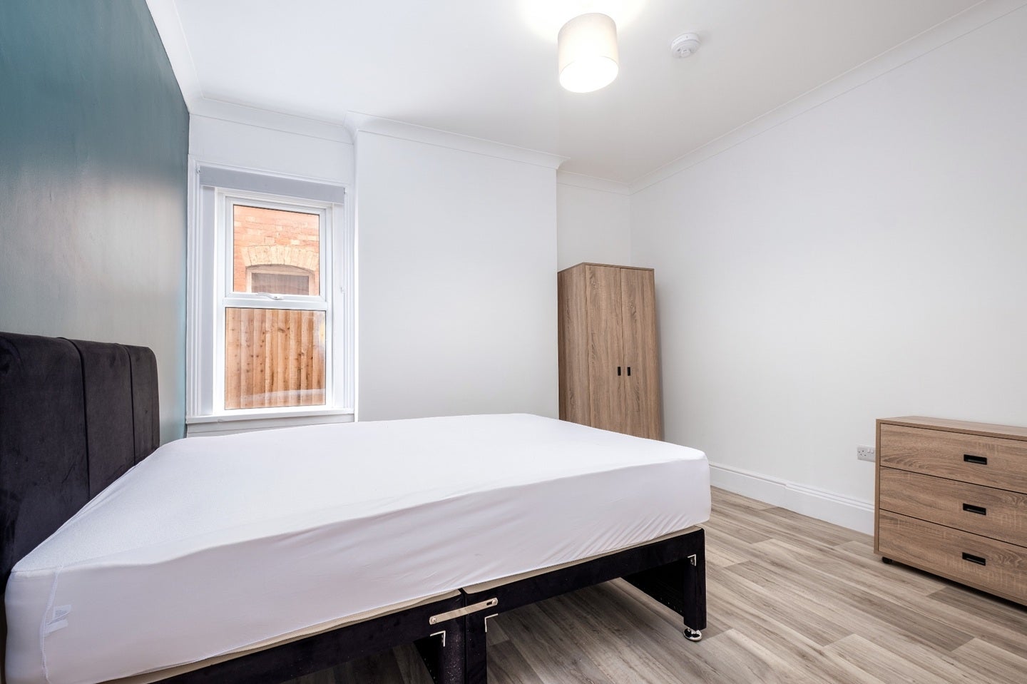 Room Paget Road in Great Yarmouth
