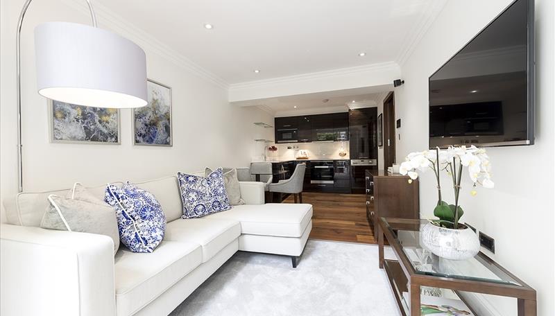 Flat Kensington Gardens Square in City of Westminster