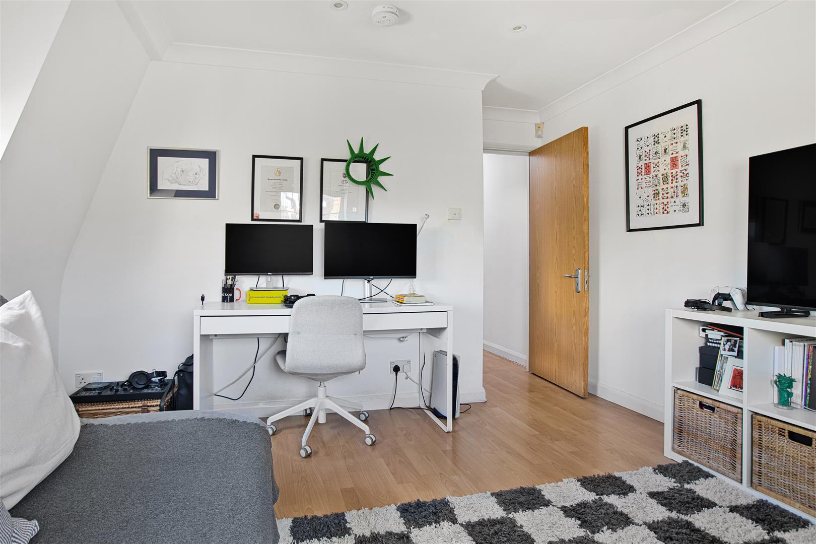 Flat Newington Causeway in Greater London