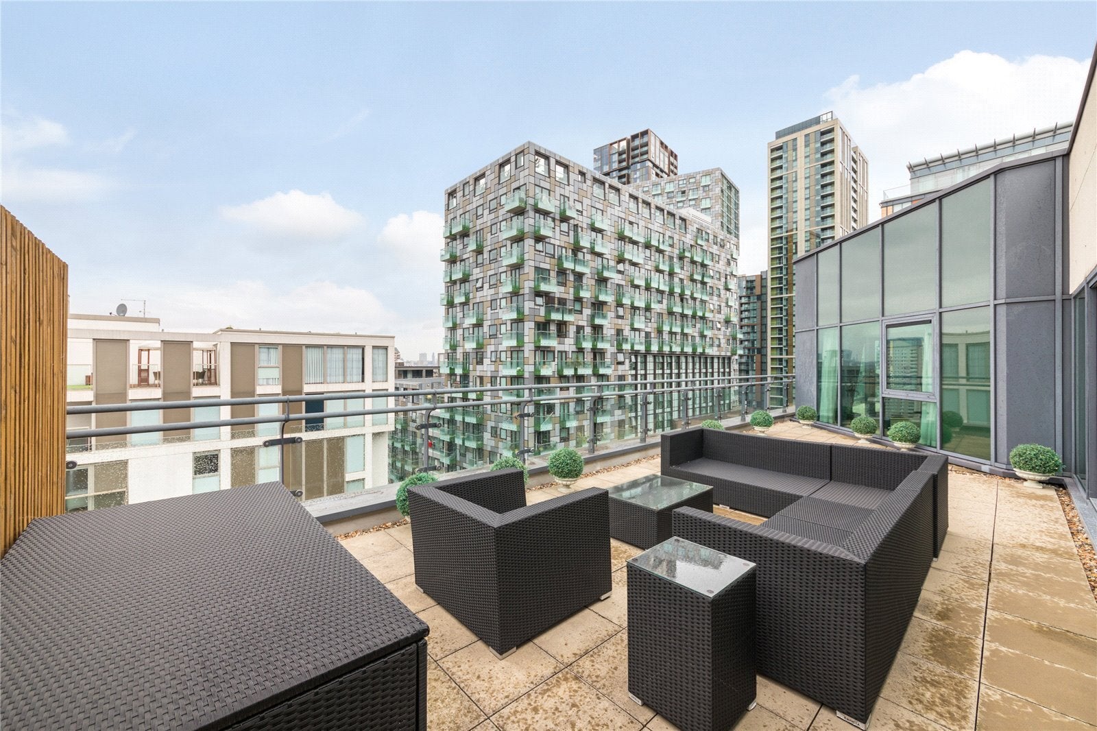 Flat Millharbour in Greater London