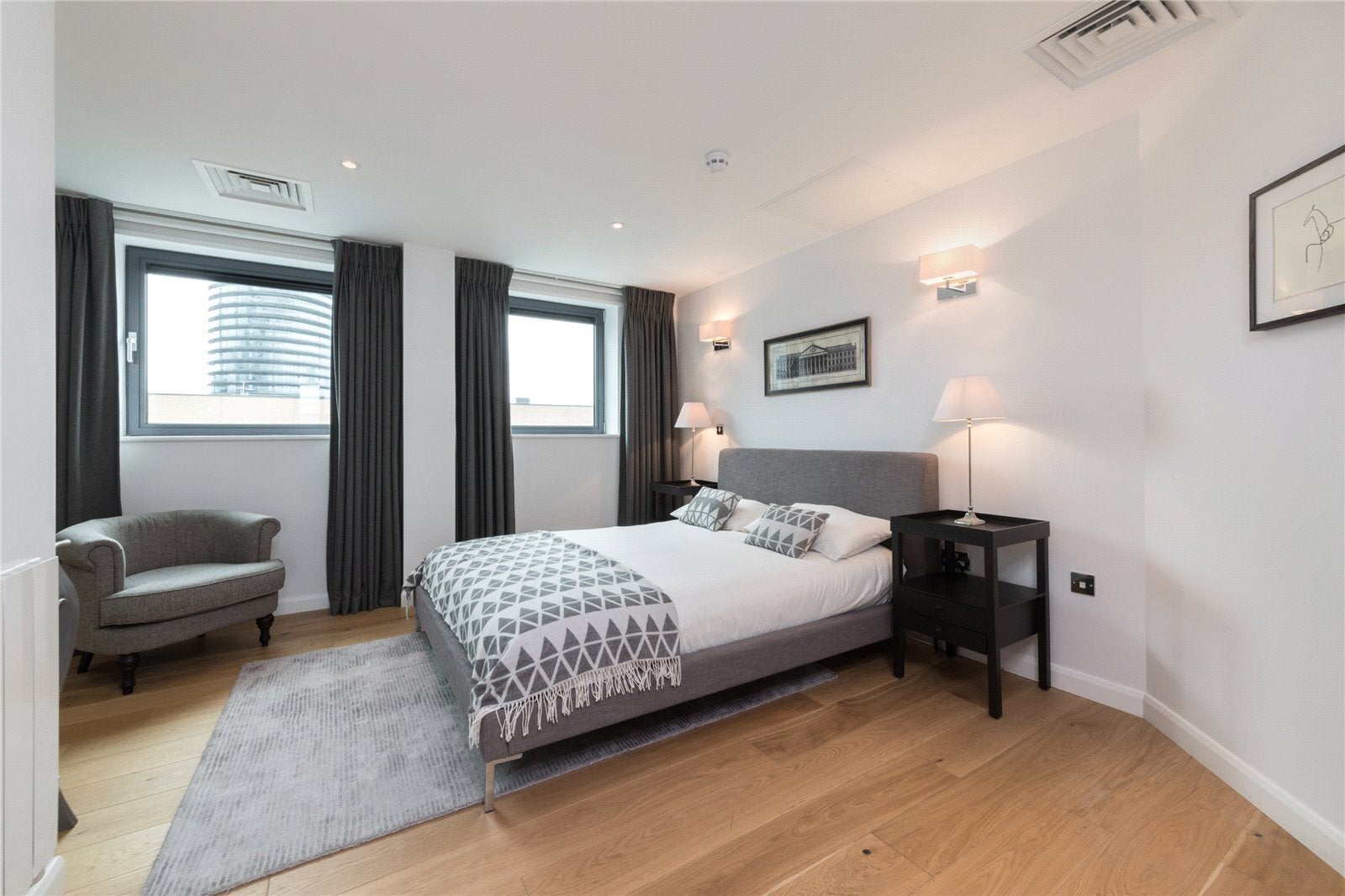 Flat Millharbour in Greater London