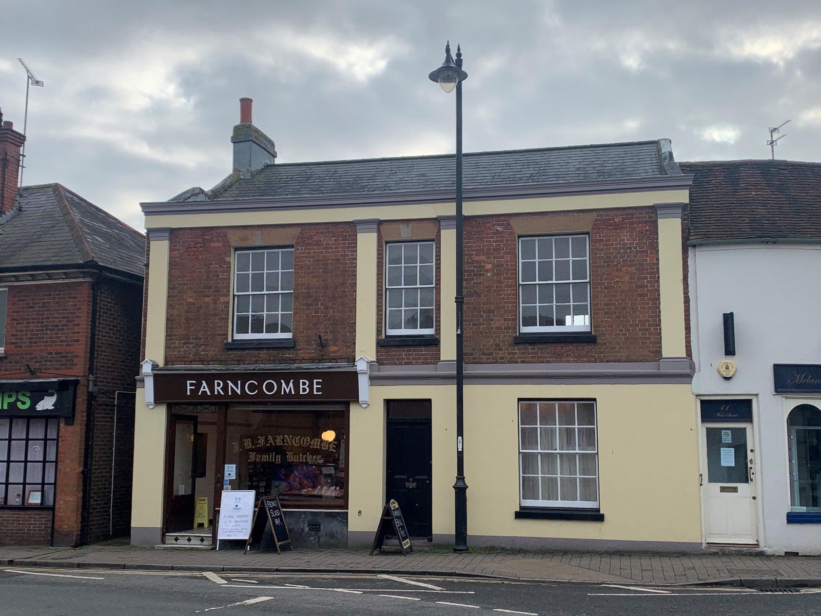 Flat High Street in Storrington