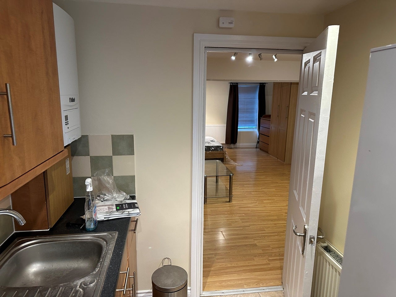 Flat Sunnyhill Road in Greater London