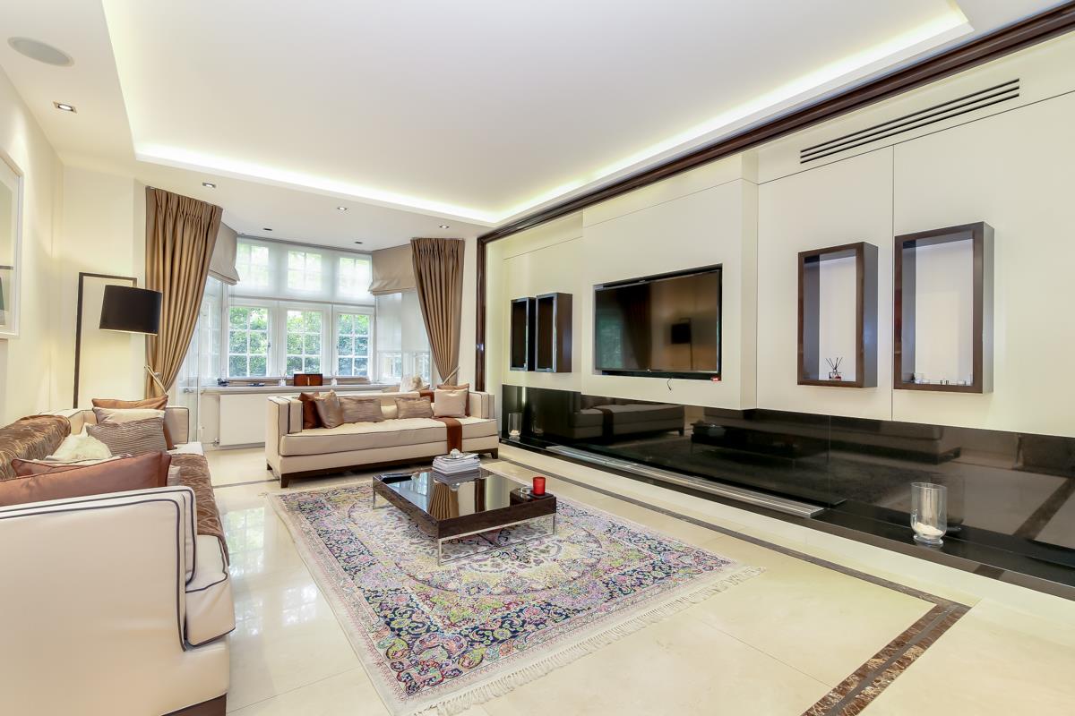 Flat Knightsbridge in City of Westminster