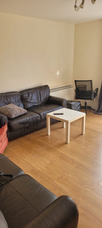Flat Mitchell Street in City of Edinburgh
