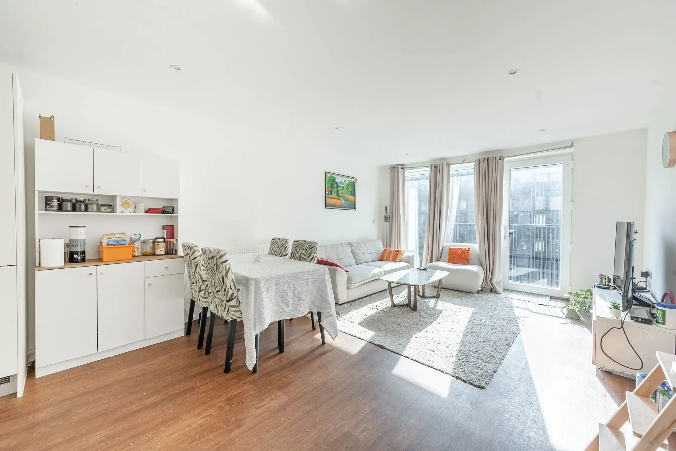 Flat Howard Road in Greater London