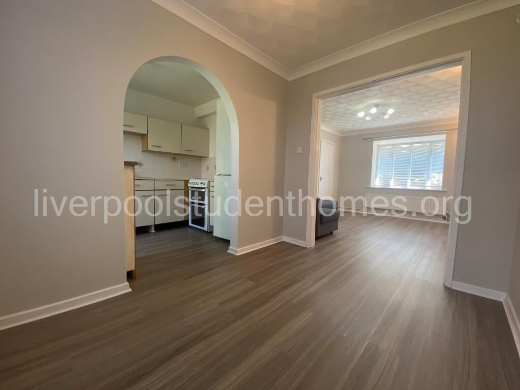 Room Shaw Street in Liverpool