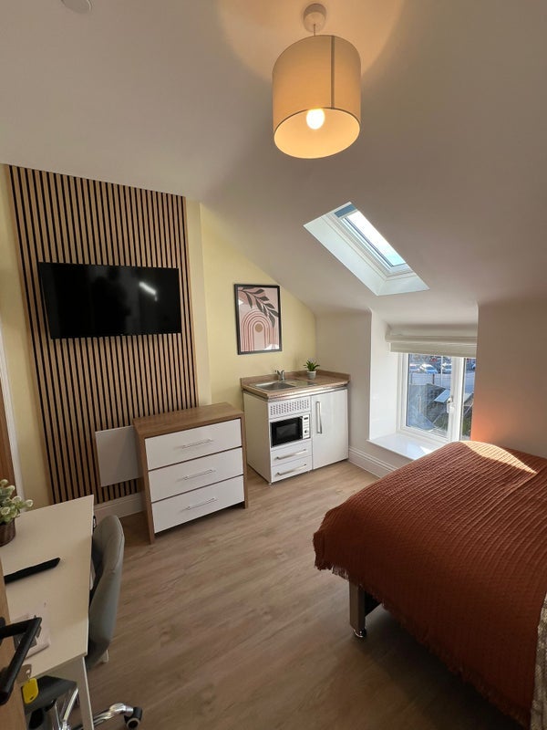 Room Fitzhamon Embankment in Cardiff