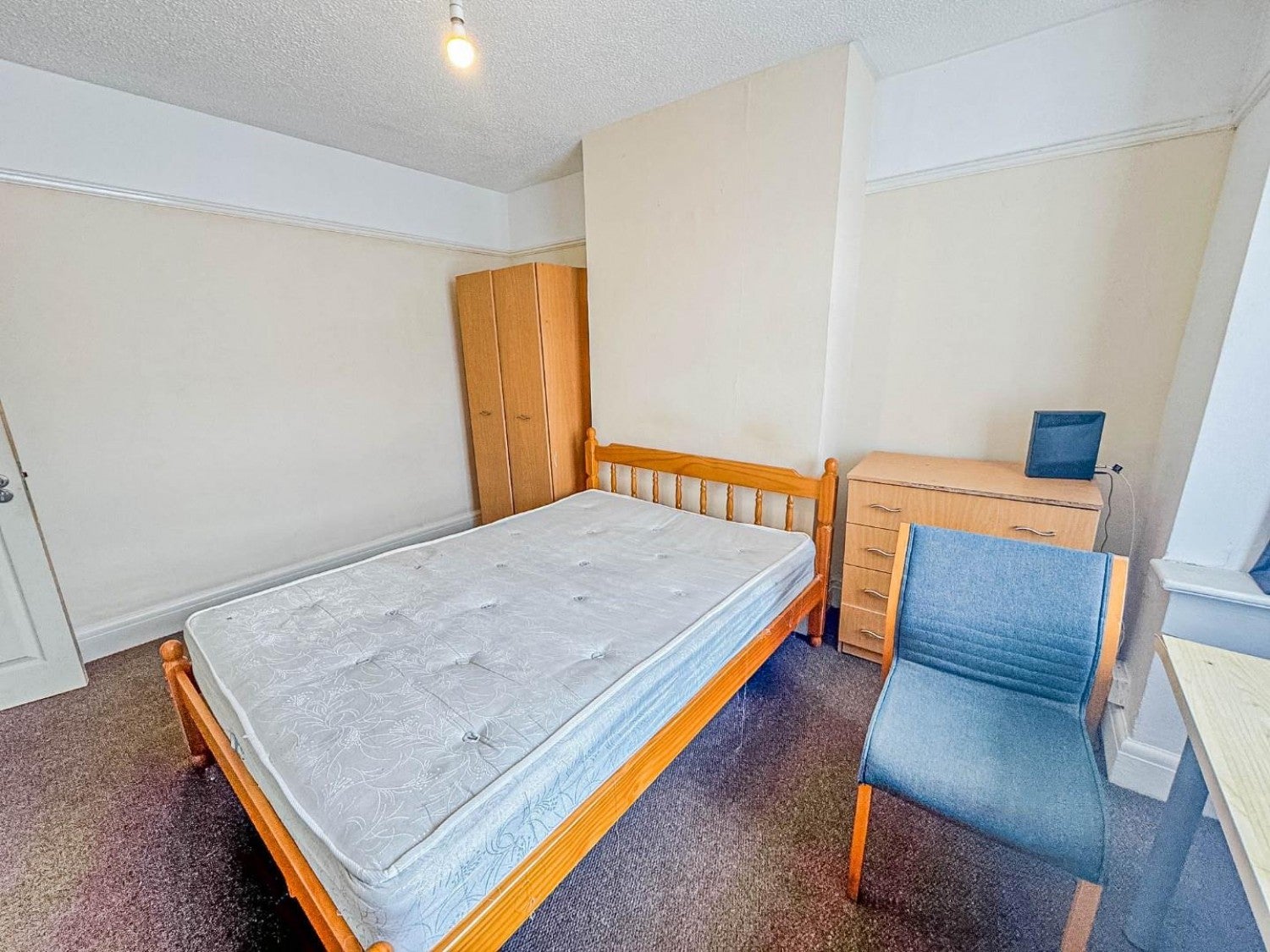 Flat Eighth Avenue in Filton
