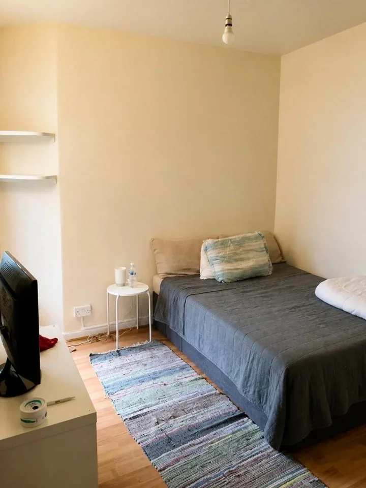Room Clapham High Street in Greater London