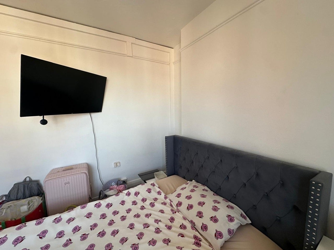 Room Clapham High Street in Greater London