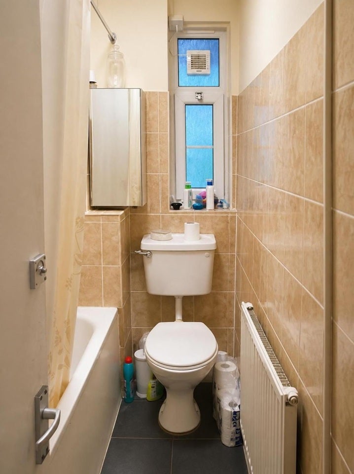 Room Clapham High Street in Greater London