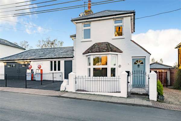 House Water Lane in Tunbridge Wells