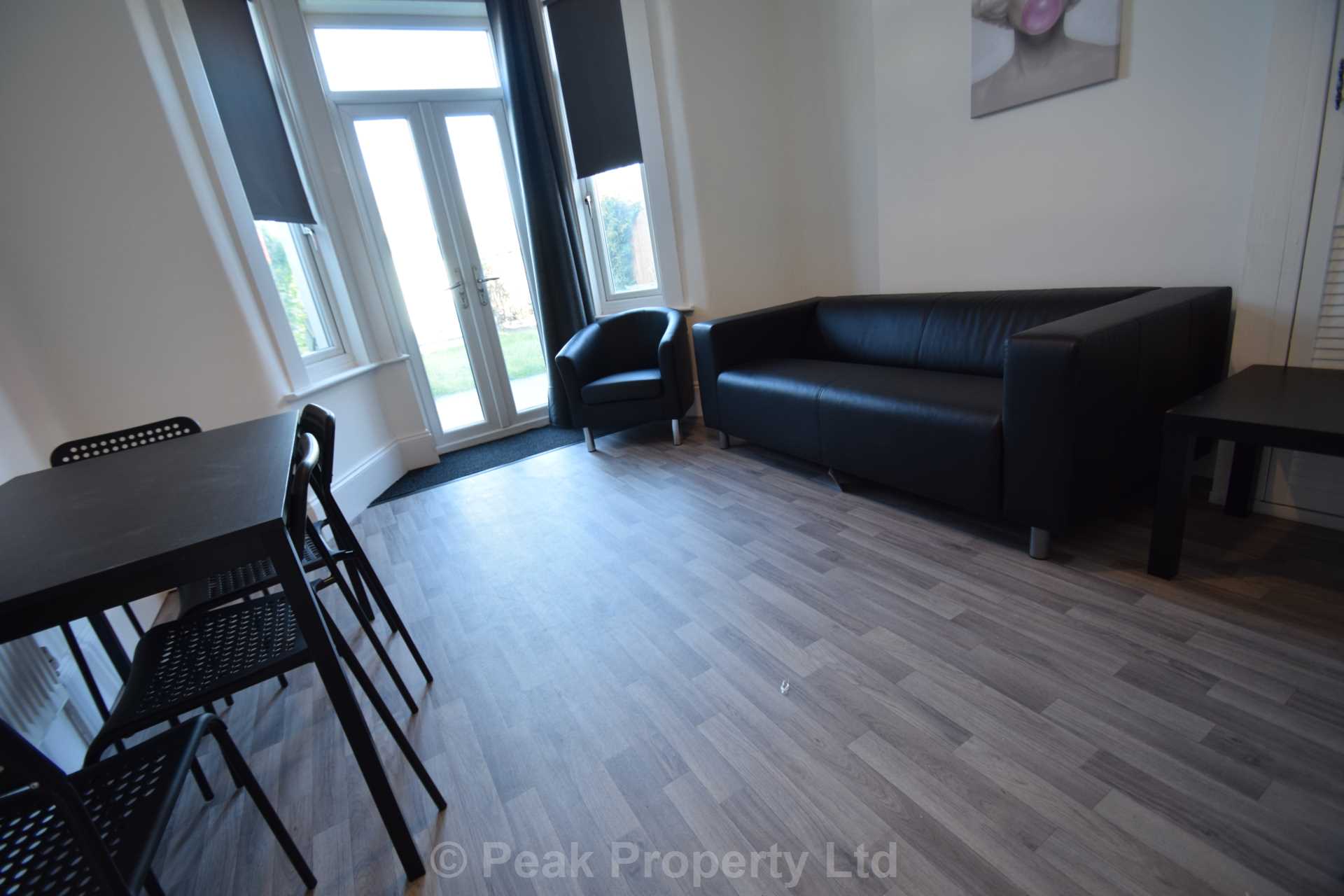 Room Windermere Road in Southend-on-Sea