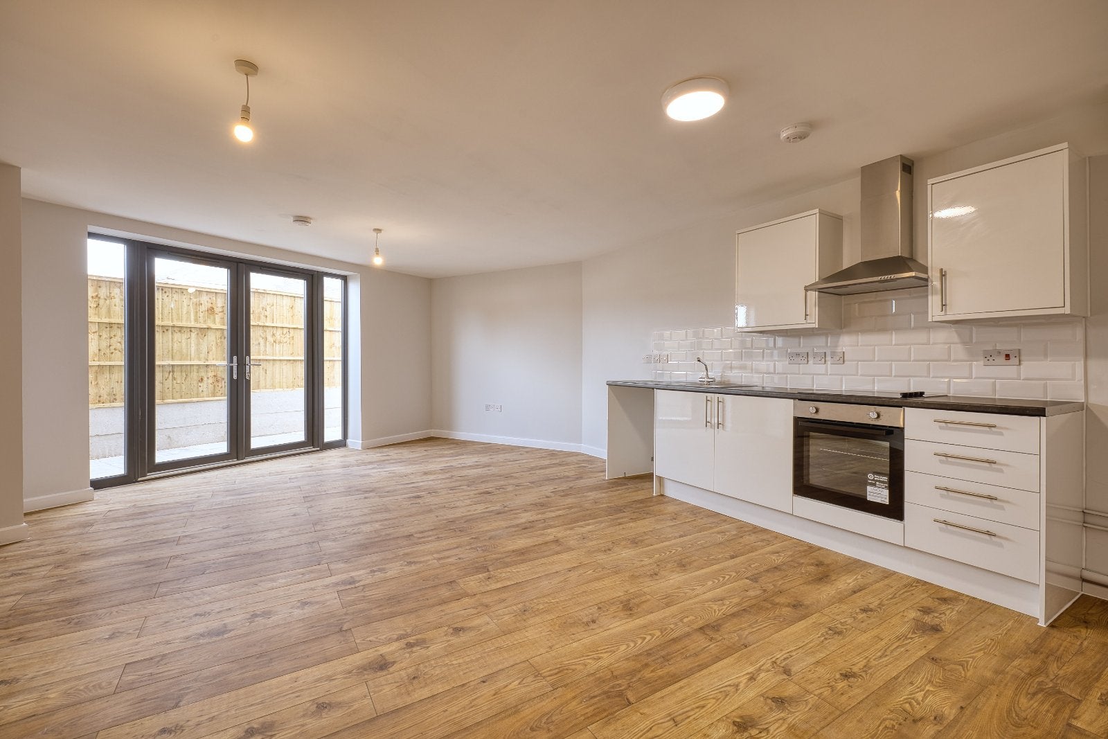 Flat Allenby Road in Thanet