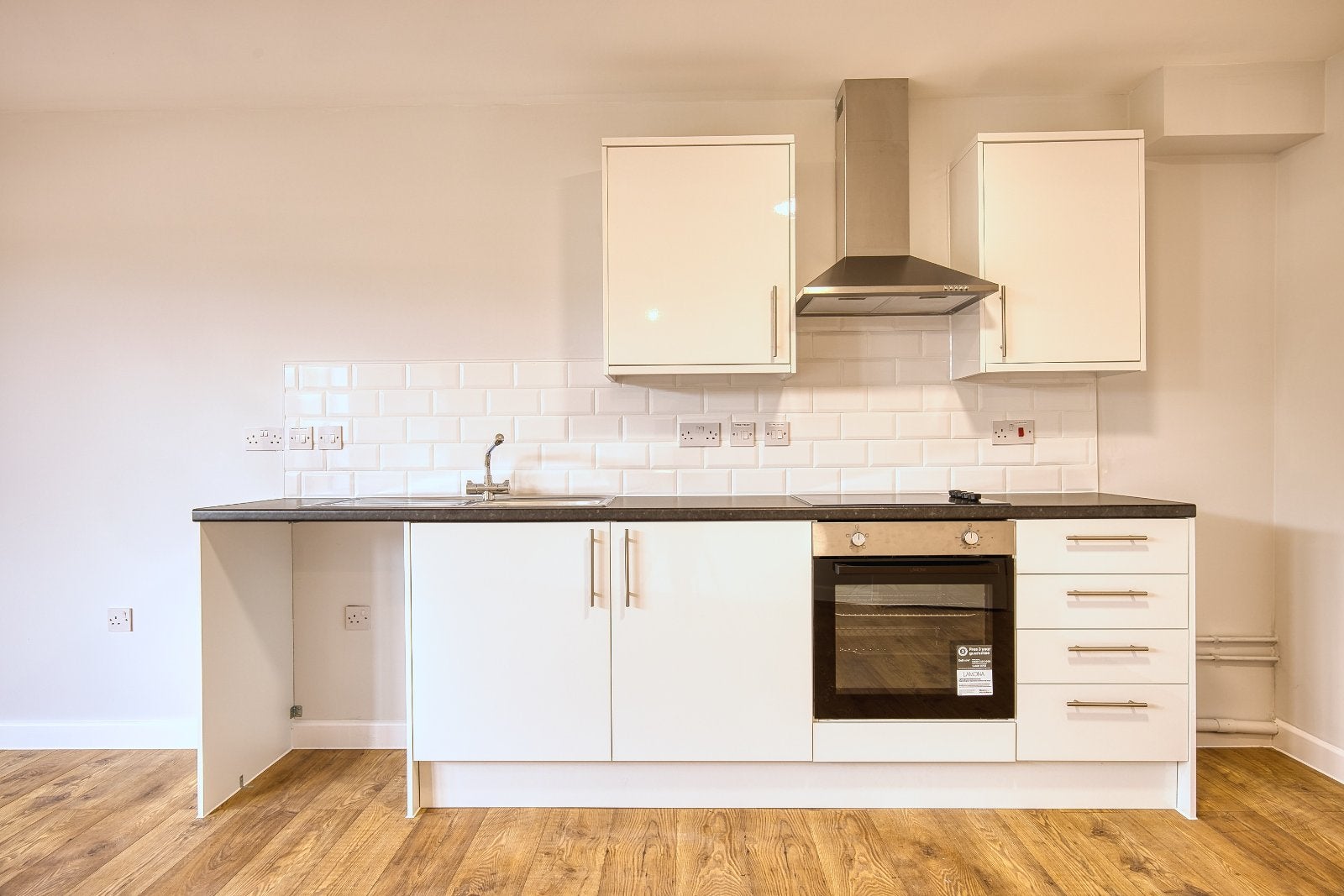 Flat Allenby Road in Thanet