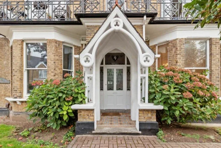 Flat Ennerdale Road in Greater London