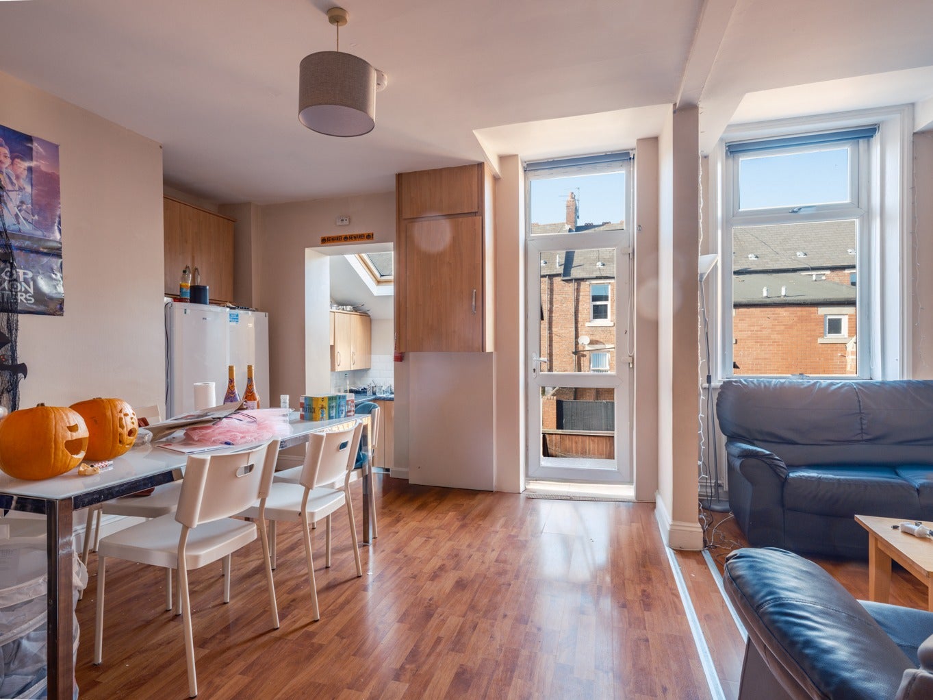 Room Dinsdale Road in Newcastle upon Tyne