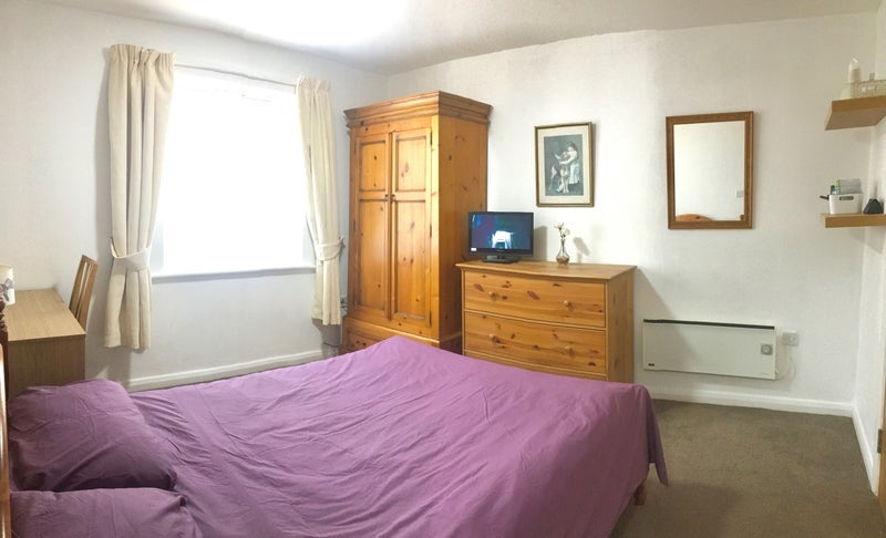 Room Weston View in Sheffield