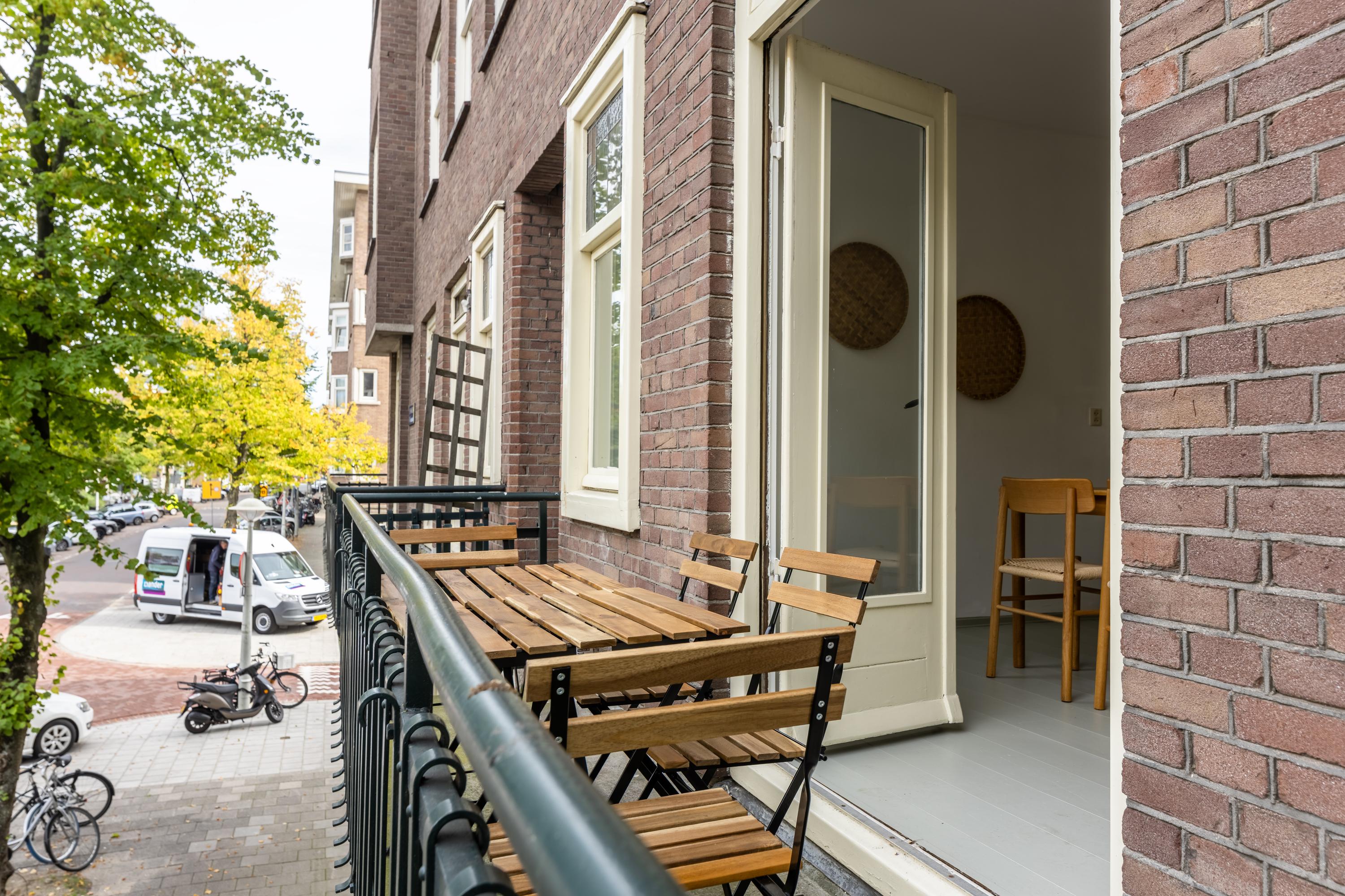 Appartement te koop: Uiterwaardenstraat 85-1, Amsterdam