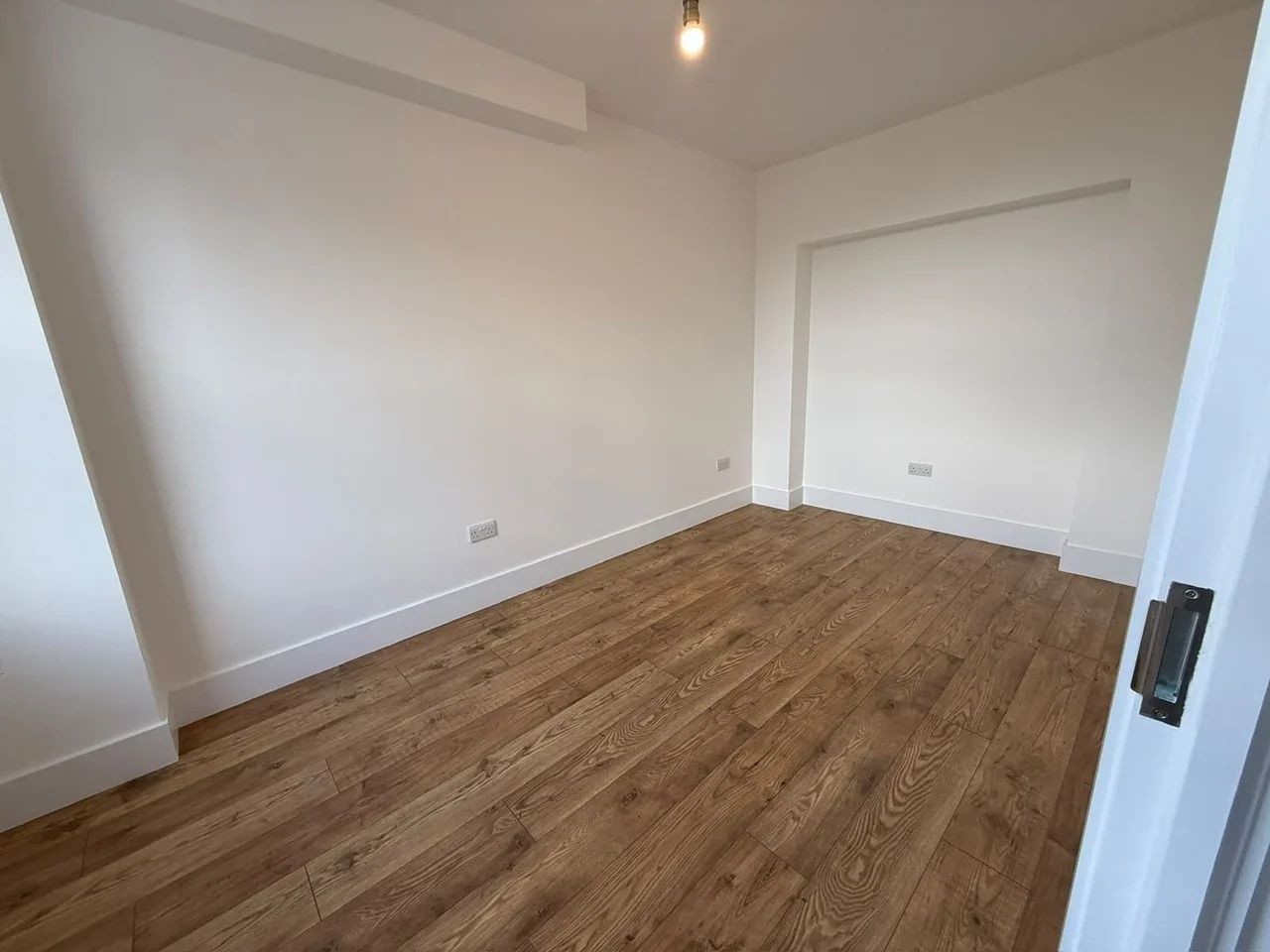 Flat Bromley High Street in Greater London