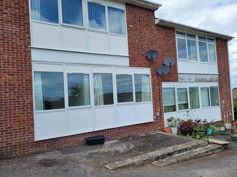 Flat Dronfield Road in Eckington