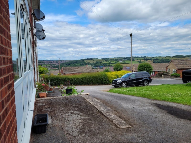 Flat Dronfield Road in Eckington