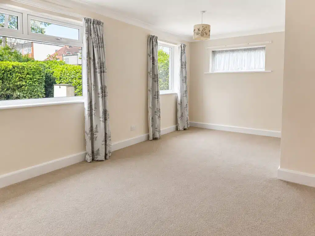 Flat New Road in Dudsbury