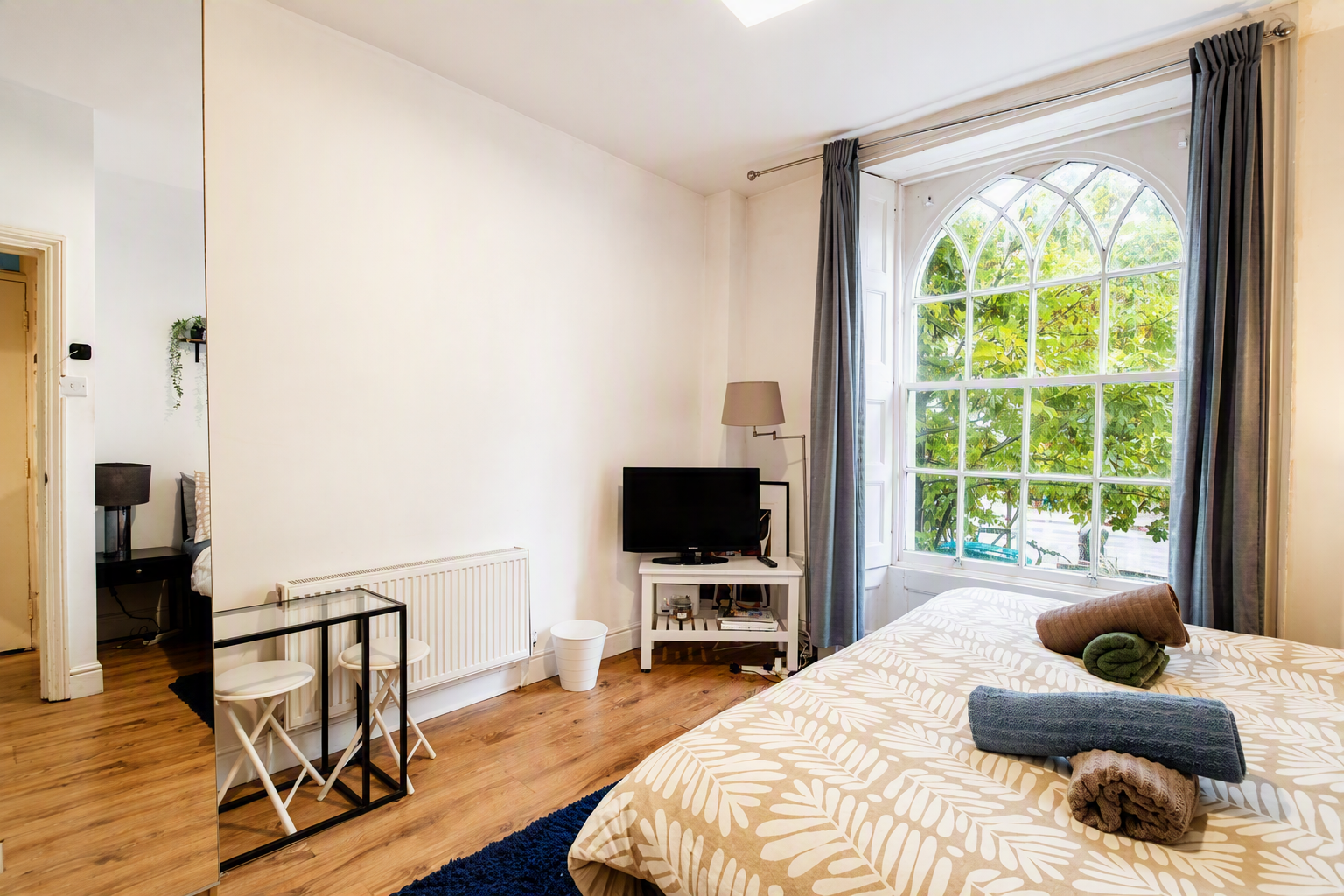 Flat York Grove in Greater London