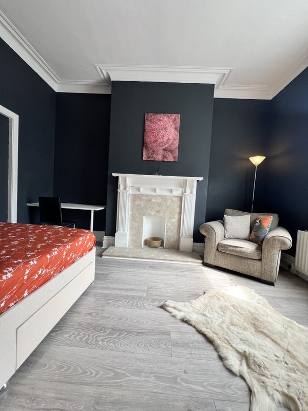 Room Rose Street in Sunderland
