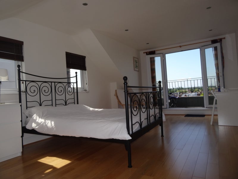 Room Parkway in Greater London