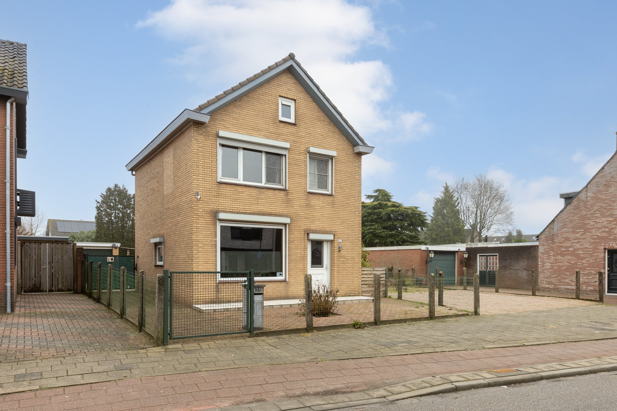 Huis Antwerpsestraat 180 in Putte