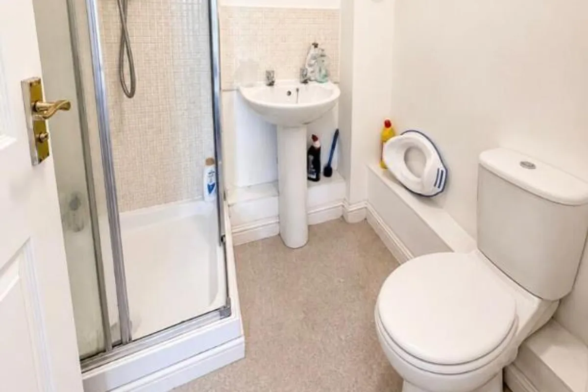 Flat Regal Place in Peterborough