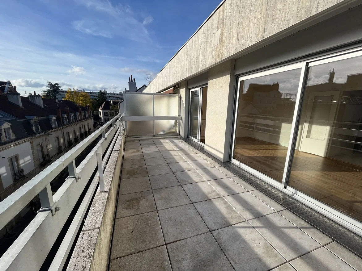 Flat Rue du Colonel Victor Marchand in Dijon
