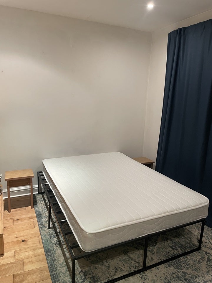Flat Coldharbour Lane in Greater London
